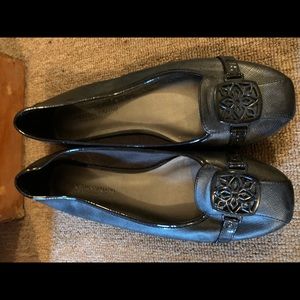 Women’s Flat Black shoes